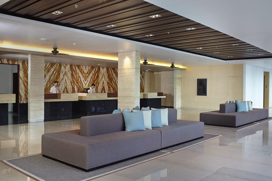 Courtyard By Marriott Bali Seminyak Resort Kültér fotó The lobby of the hotel