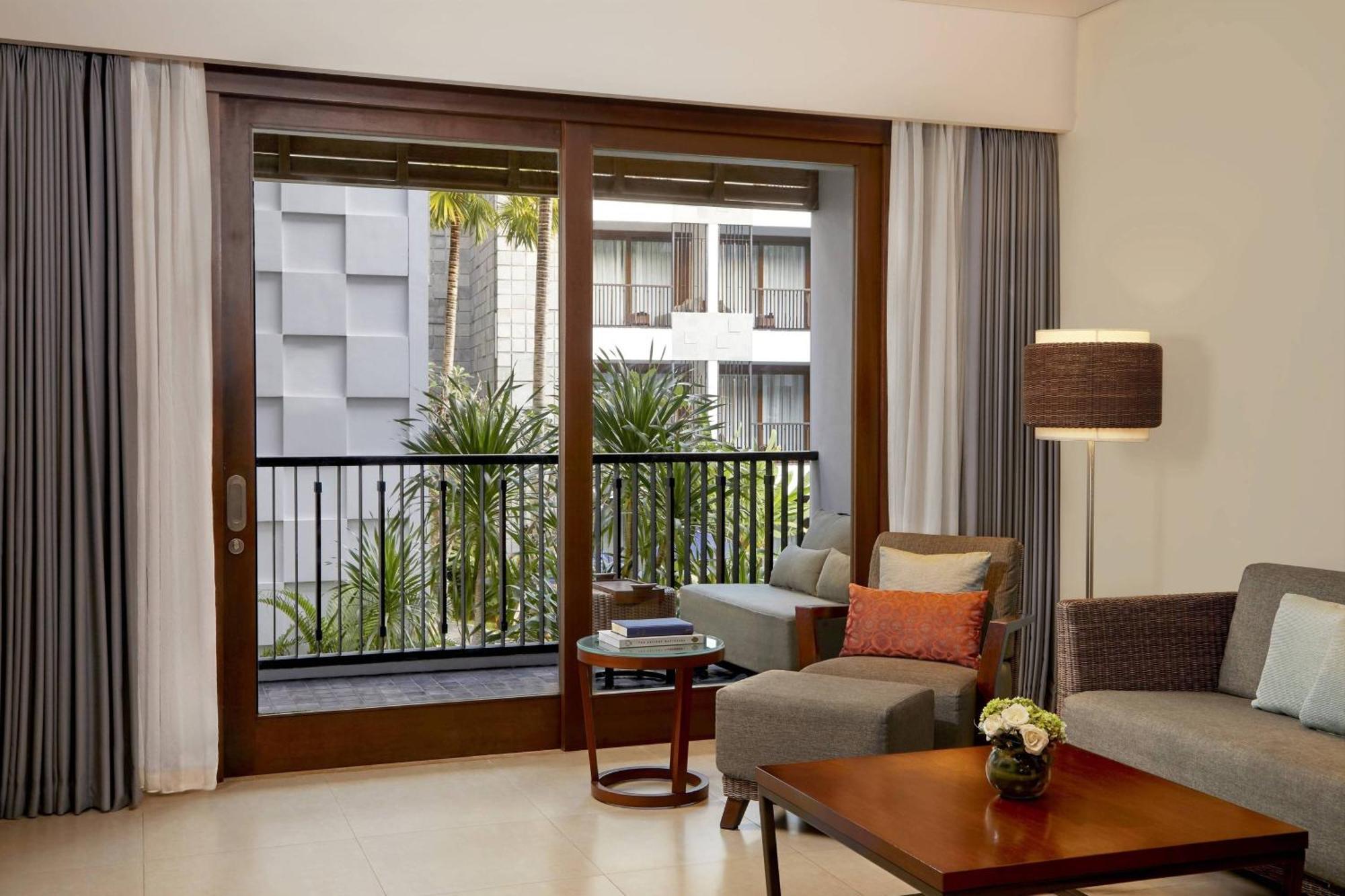 Courtyard By Marriott Bali Seminyak Resort Kültér fotó